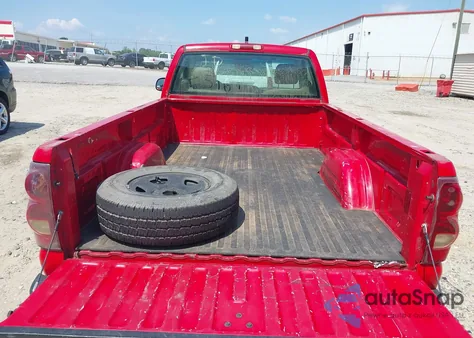 2003 Chevrolet Silverado 1500 Work Truck z USA, uszkodzony, nr VIN 1GCEC14TX3Z280520
